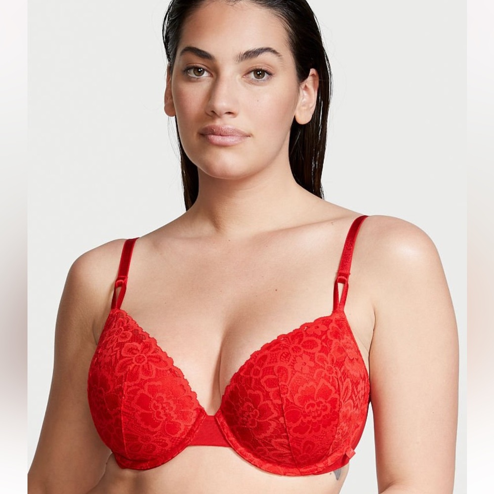 BNWT Victoria Secret Bra - 36D